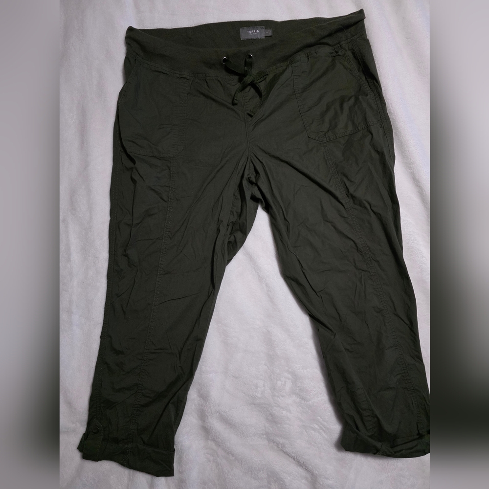 Torrid Green Cargo Pants Casual Lightweight Design